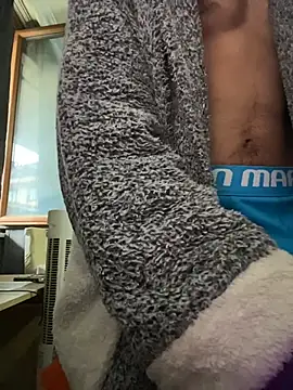 Snapshot of pxrnsenpaii chatting on October 31, 2025, 1:23 pm pxrnsenpaii online show from October 31, 2025, 1:23 pm