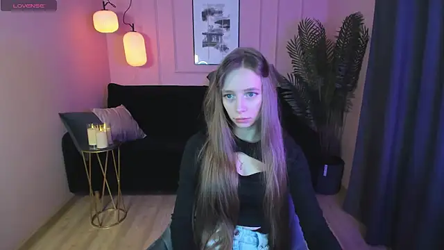 OliviaGentle online show from January 3, 2025, 1:16 am