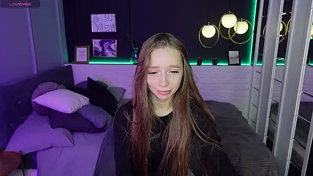 OliviaGentle online show from February 4, 2025, 4:15 am