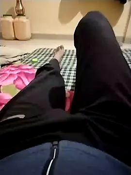 black cobra70 online show from January 8, 2025, 3:28 pm