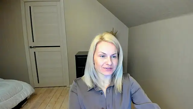 Alicee Gracee online show from February 16, 2025, 6:54 pm