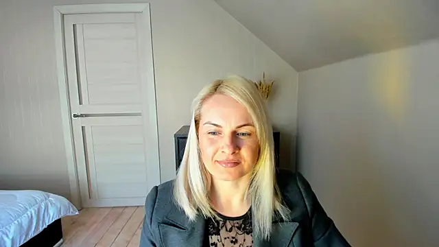 Alicee Gracee online show from February 20, 2025, 10:37 am