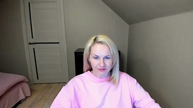 Alicee Gracee online show from March 11, 2025, 6:52 pm