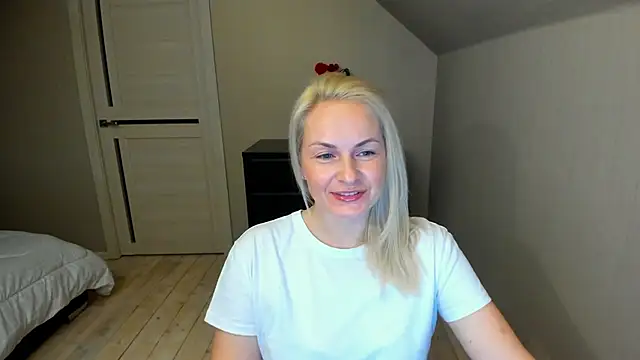 Alicee Gracee online show from October 9, 2025, 7:12 pm