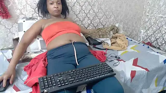 MaximTease24 online show from February 18, 2025, 8:05 am
