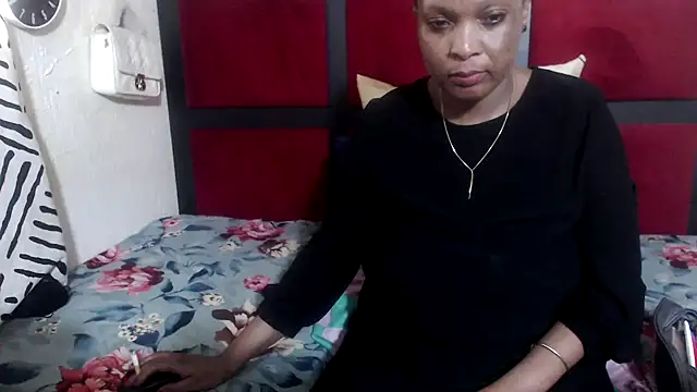 Snapshot of MaximTease24 chatting on May 13, 2026, 10:23 am MaximTease24 online show from May 13, 2026, 10:23 am