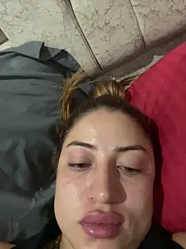 cristal-evanns online show from June 5, 2026, 3:02 am