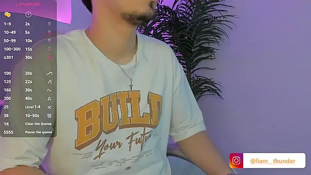 Liam thunder online show from September 19, 2025, 7:58 pm