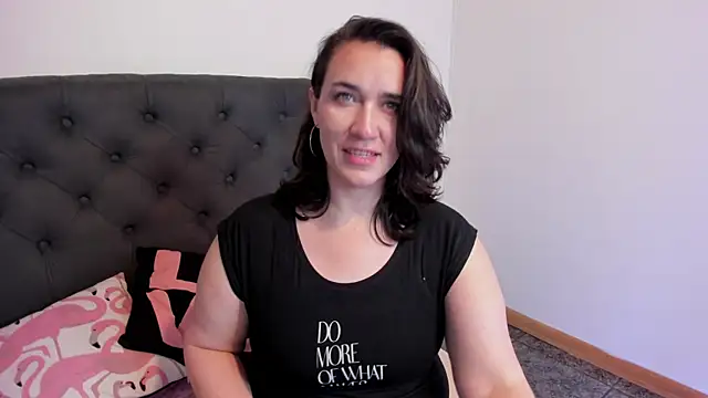 kyoakane online show from March 11, 2025, 9:56 am