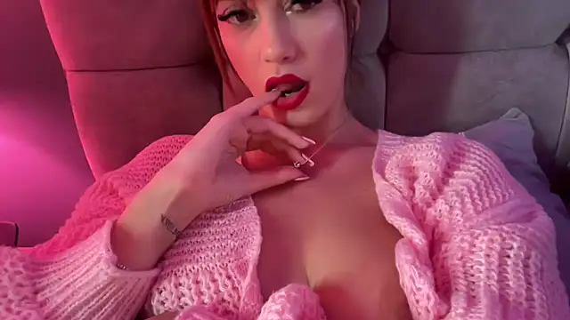 LustfulLuna  online show from December 4, 2024, 2:37 pm