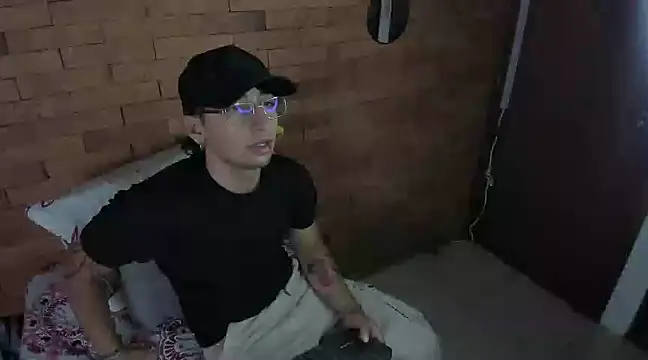 Dereck Dickson online show from December 18, 2024, 2:38 pm