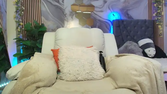 concubine online show from August 3, 2026, 11:08 pm