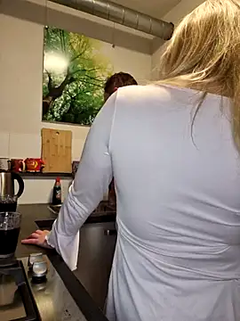 CoupleKitty online show from November 4, 2025, 7:02 pm