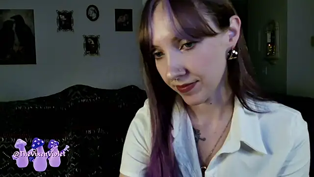 Snapshot of thevixenviolet chatting on October 14, 2025, 12:55 am thevixenviolet online show from October 14, 2025, 12:55 am