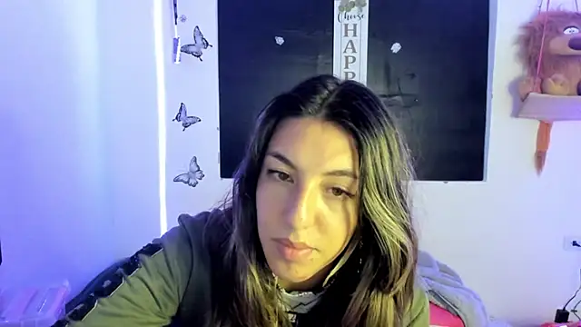 queen-natty online show from February 4, 2025, 4:05 am