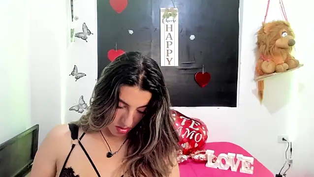 queen-natty online show from March 7, 2025, 4:33 pm