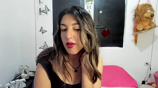 queen-natty online show from March 10, 2025, 1:32 pm