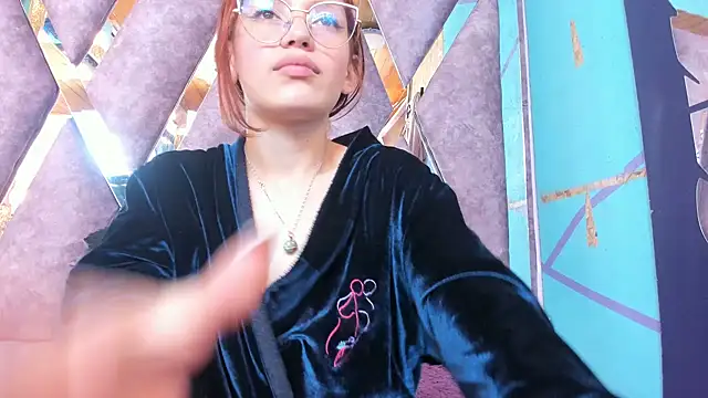 LARICSABLUE online show from January 11, 2025, 8:11 am