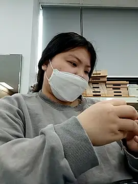 hello098712 online show from February 11, 2026, 2:27 am