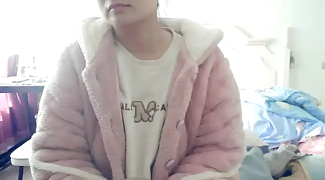 CN-Xiaoxi online show from December 24, 2024, 4:33 am