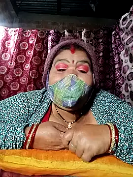 Hot Falguni online show from January 8, 2025, 3:39 pm