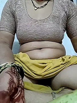 Hot Falguni online show from September 20, 2025, 2:34 am