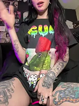 MissMidnightUK online show from March 22, 2026, 12:14 am