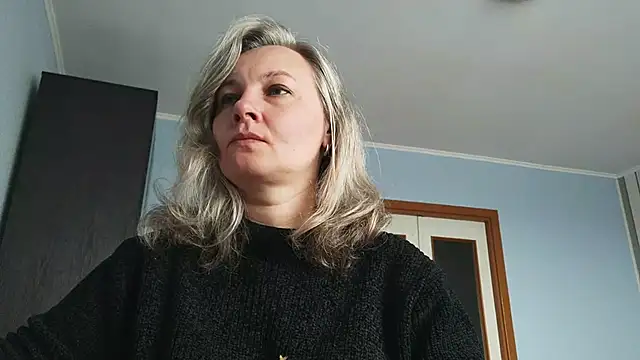 Snapshot of EdithManning chatting on April 26, 2026, 6:33 am EdithManning online show from April 26, 2026, 6:33 am