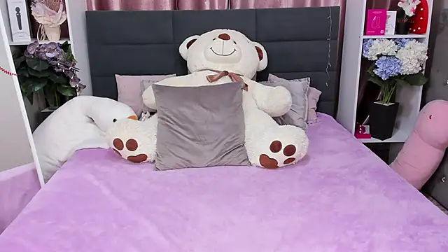 Snapshot of MiaKarlos chatting on February 8, 2026, 1:42 am MiaKarlos online show from February 8, 2026, 1:42 am