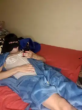 Snapshot of lolimirass24 chatting on December 5, 2024, 10:56 pm lolimirass24 online show from December 5, 2024, 10:56 pm