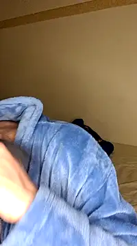 Snapshot of lolimirass24 chatting on December 14, 2024, 1:17 am lolimirass24 online show from December 14, 2024, 1:17 am