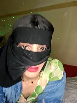 Snapshot of lolimirass24 chatting on December 23, 2024, 5:28 am lolimirass24 online show from December 23, 2024, 5:28 am