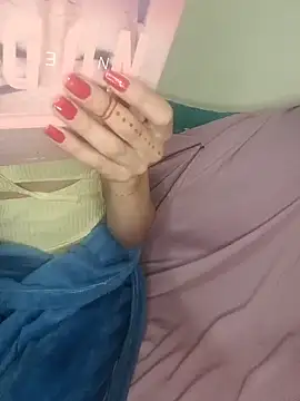 Snapshot of lolimirass24 chatting on December 23, 2024, 9:29 pm lolimirass24 online show from December 23, 2024, 9:29 pm