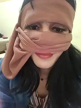 Snapshot of lolimirass24 chatting on January 11, 2025, 12:12 am lolimirass24 online show from January 11, 2025, 12:12 am