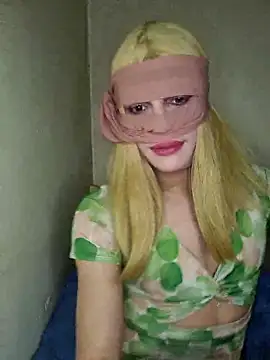 Snapshot of lolimirass24 chatting on March 16, 2025, 10:31 pm lolimirass24 online show from March 16, 2025, 10:31 pm