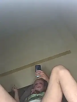 Snapshot of lolimirass24 chatting on March 17, 2025, 1:46 am lolimirass24 online show from March 17, 2025, 1:46 am