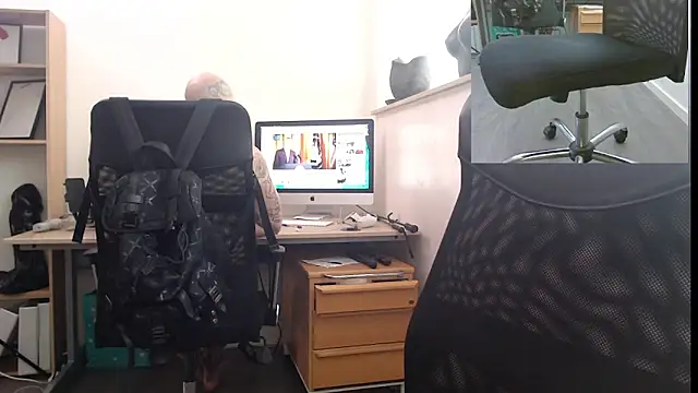 EdgesOfReality online show from February 16, 2026, 9:49 am