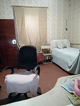 VselenaSun402 online show from October 15, 2025, 10:48 am