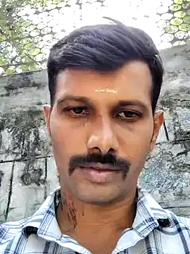 Snapshot of Tamildickxxx chatting on December 18, 2024, 5:26 am Tamildickxxx online show from December 18, 2024, 5:26 am