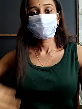 Oleevia online show from November 11, 2025, 9:53 am