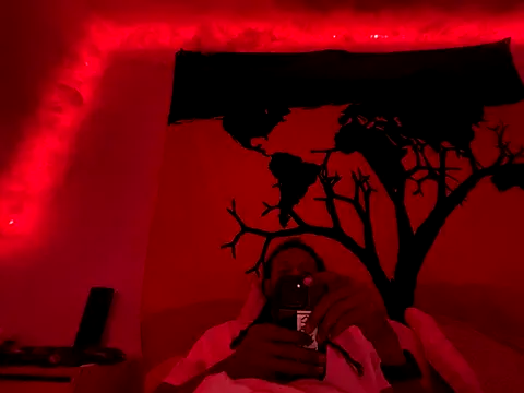 Snapshot of igobylsd chatting on December 2, 2024, 8:41 am igobylsd online show from December 2, 2024, 8:41 am