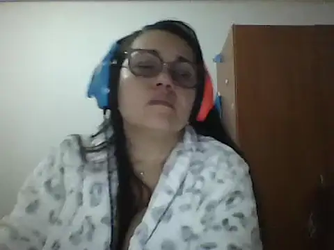 gaby0075 online show from December 10, 2024, 12:17 am