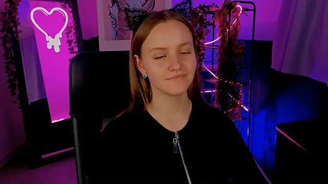 KellyPoter online show from December 12, 2024, 7:48 pm