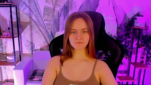 KellyPoter online show from December 19, 2024, 2:02 pm