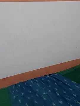 Kasandra Ho online show from October 22, 2025, 1:50 am