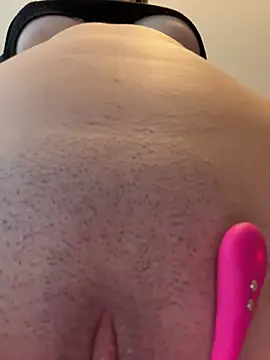 Snapshot of kikidoll chatting on March 18, 2025, 1:53 am kikidoll online show from March 18, 2025, 1:53 am