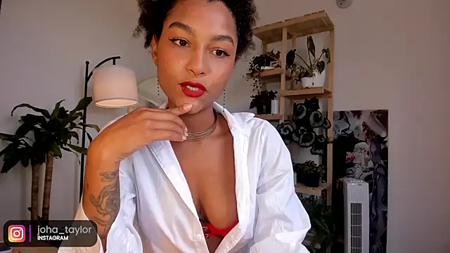 Johaphyton online show from March 8, 2025, 8:35 pm