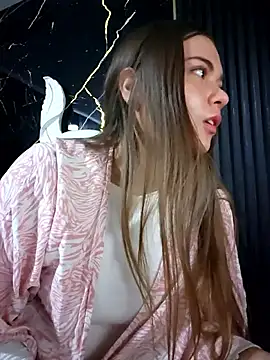 rapunzel069 online show from April 13, 2026, 10:48 pm