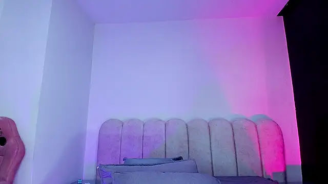 mia stanfort online show from January 8, 2026, 7:16 pm