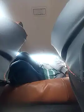 sudhastriper online show from December 1, 2025, 4:50 am